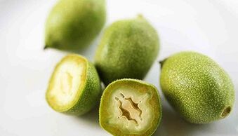Noci per rimuovere i parassiti dal corpo